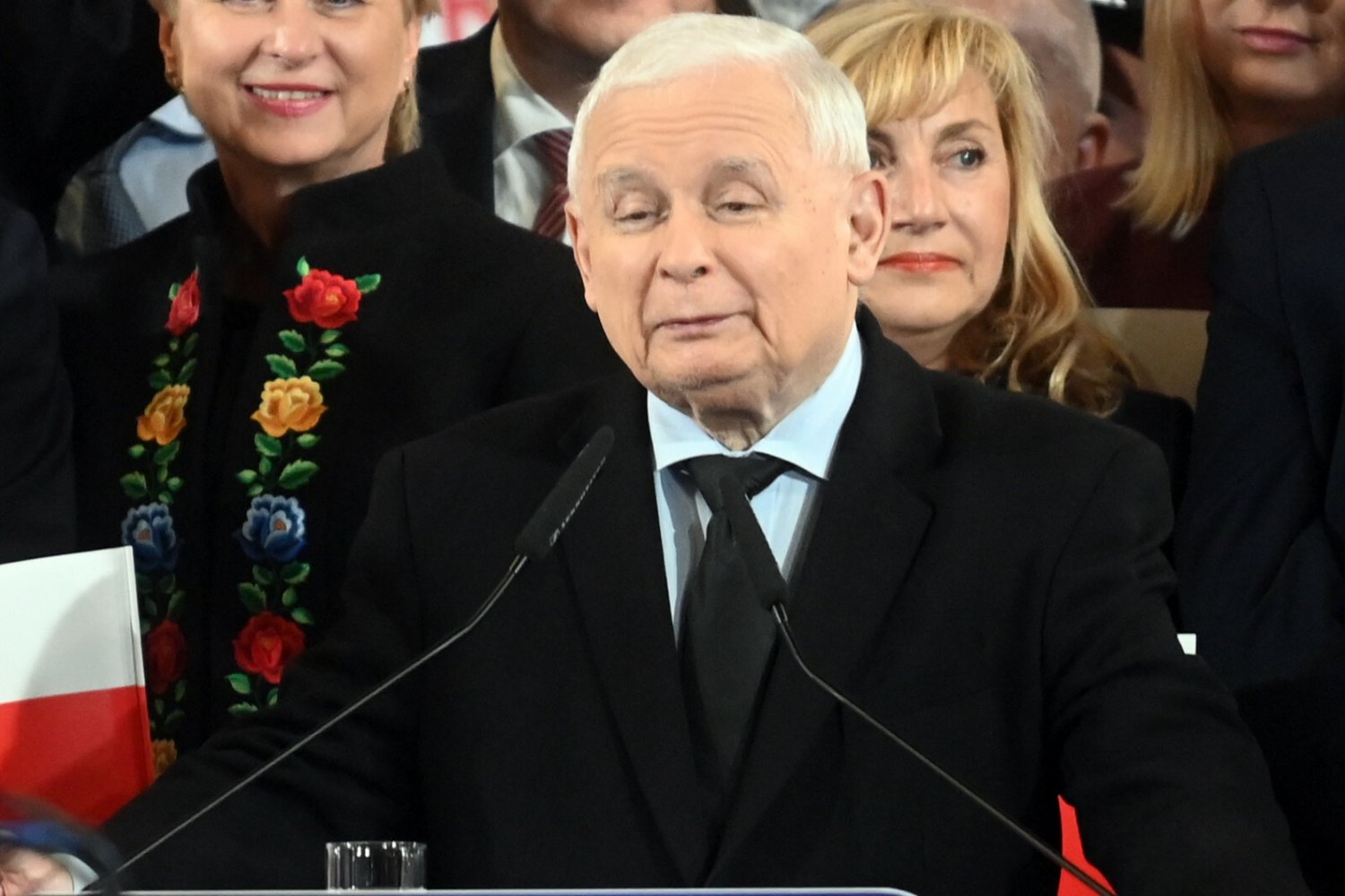PiS nadal liczy na samodzielną większość. Ujawniono, o jakim wyniku mówimy.