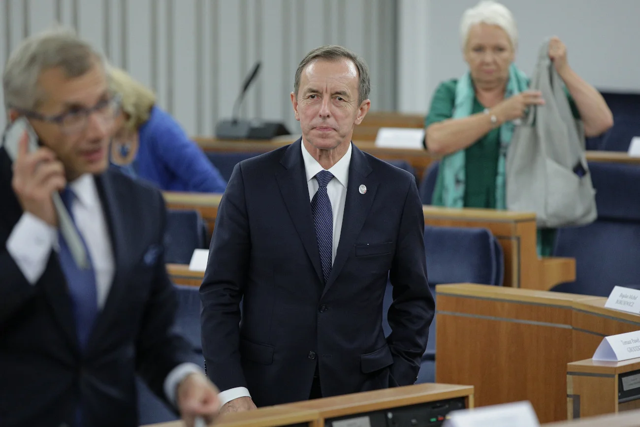 Senatorowie deklarują, że odrzucą lex TVN. Co będzie dalej z projektem forsowanym przez PiS?