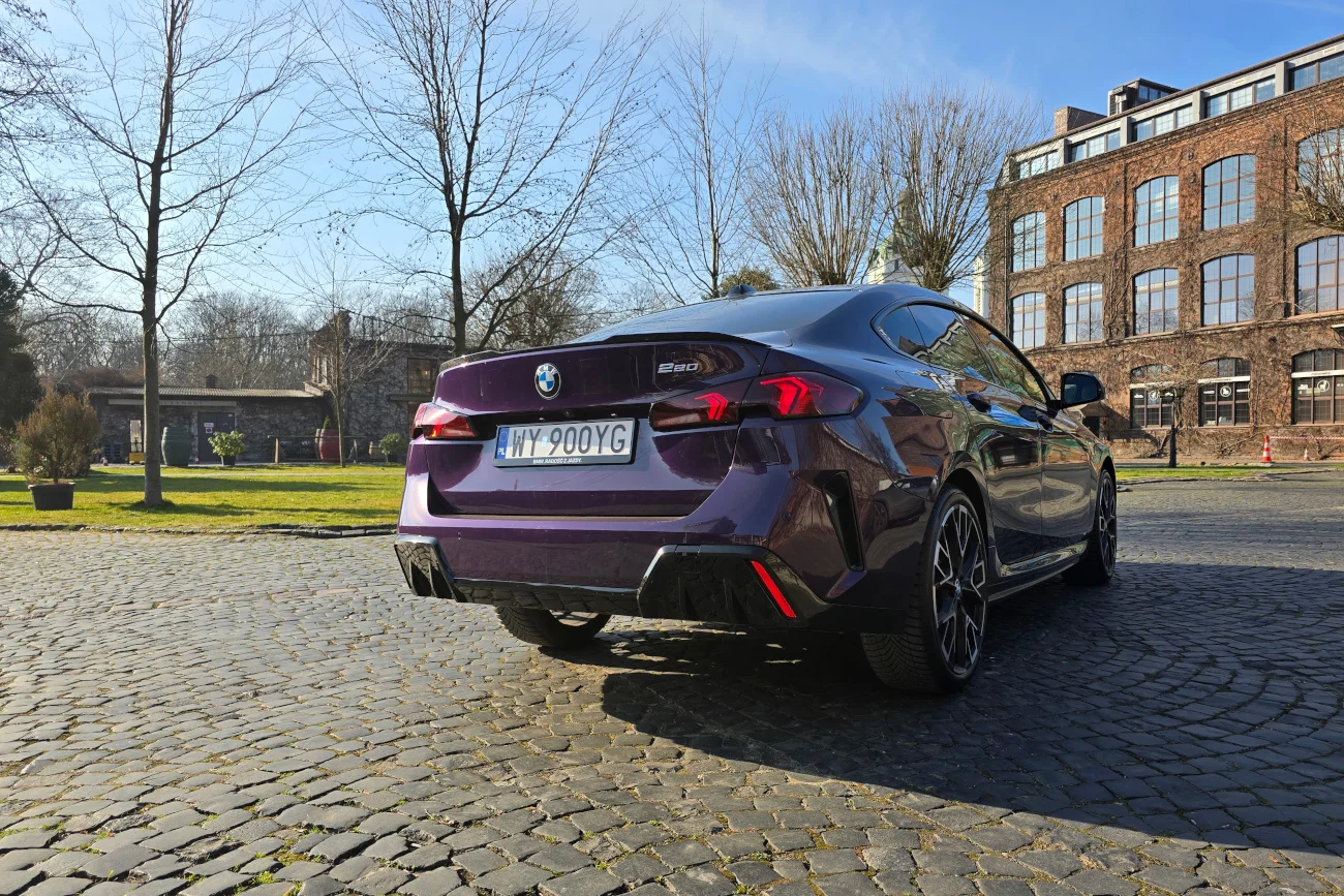 BMW 220