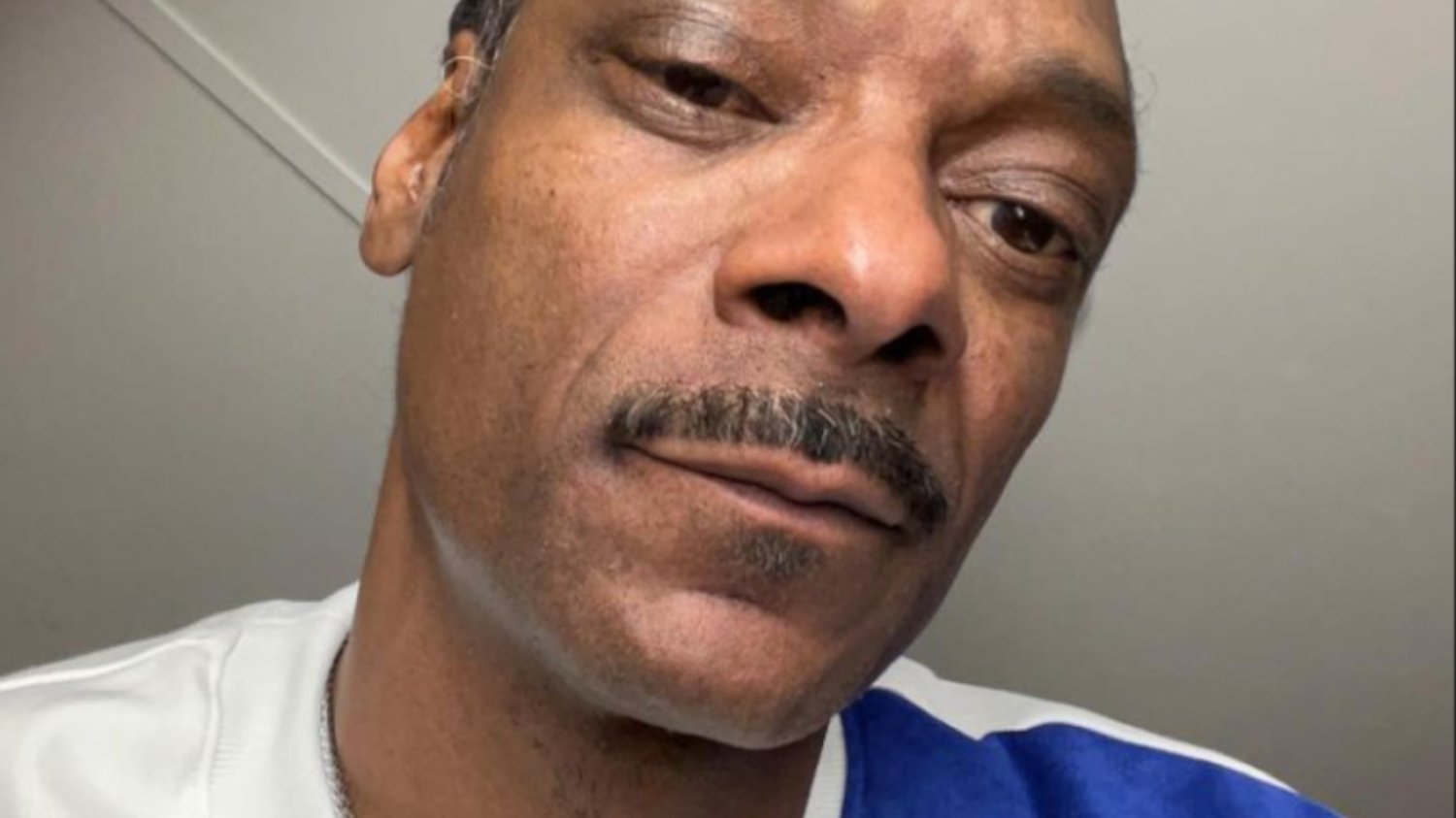 Snoop Dogg rzucił palenie.