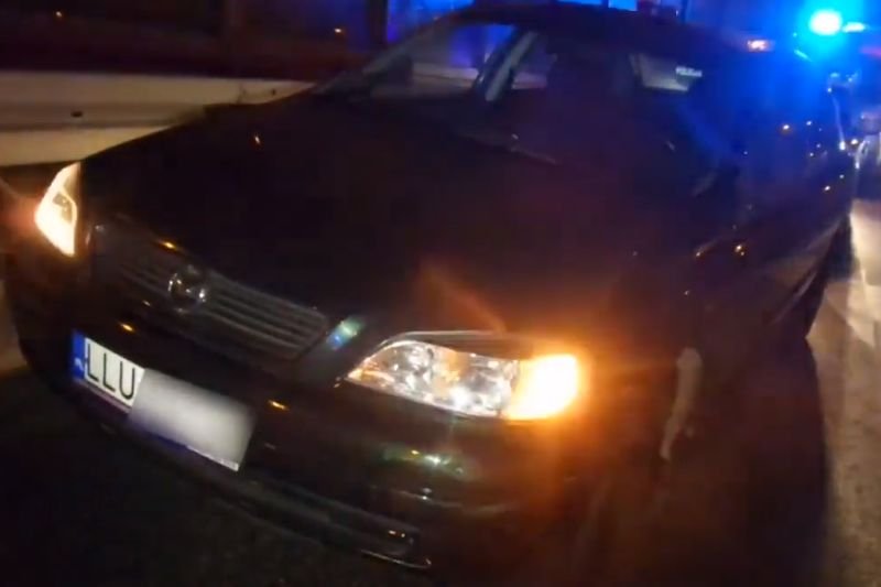 101-letni kierowca, który spowodował kolizję w Warszawie, wcześniej przejechał 130 km.