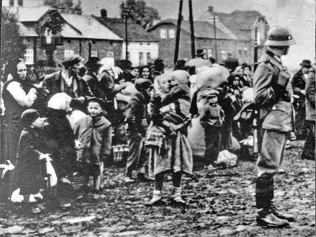 Wysiedlenia na Zamojszczyźnie. Niemcy usiłowali wyrugować wszelką polskość z tego regionu.