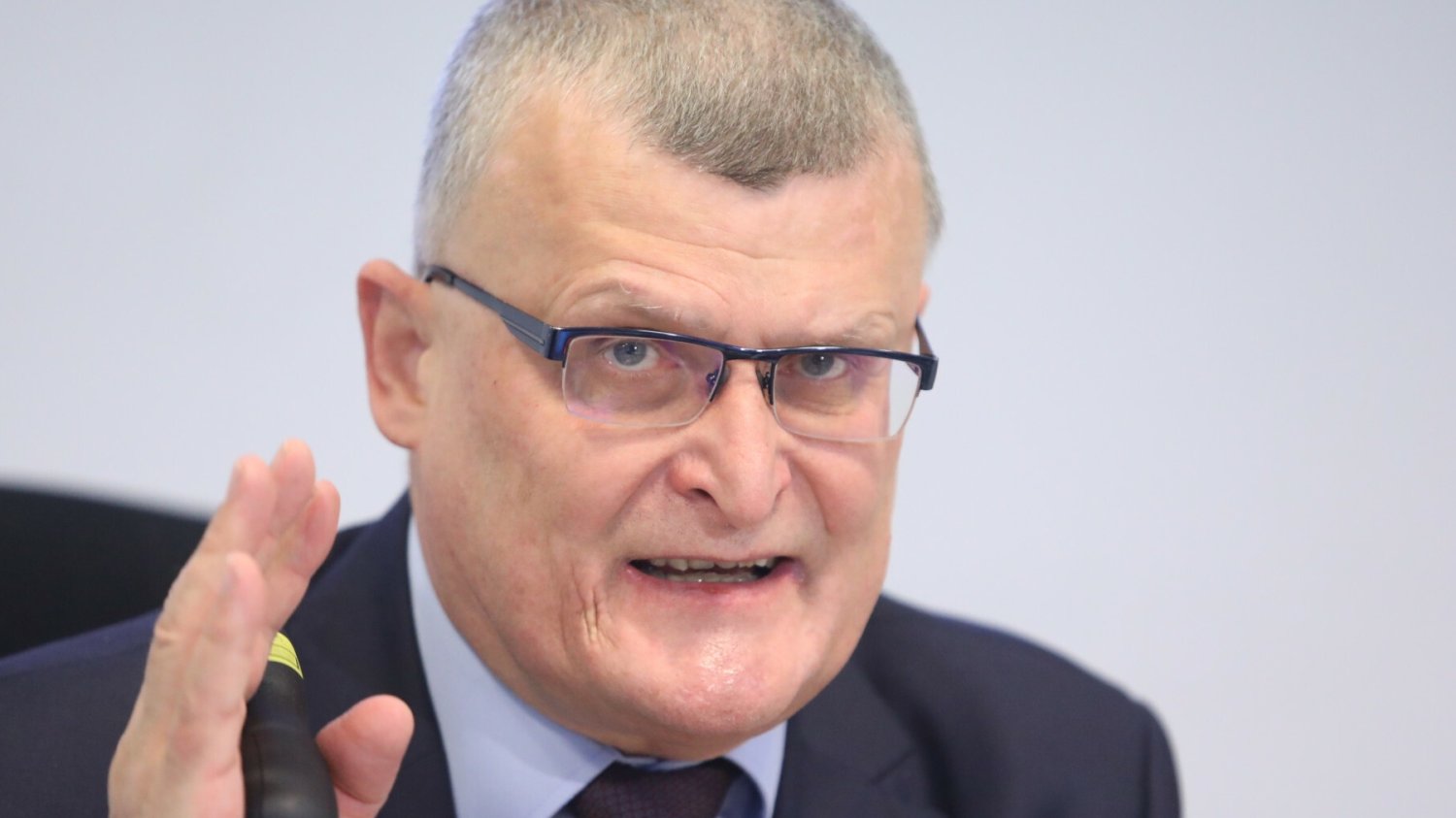 Doktor Paweł Grzesiowski