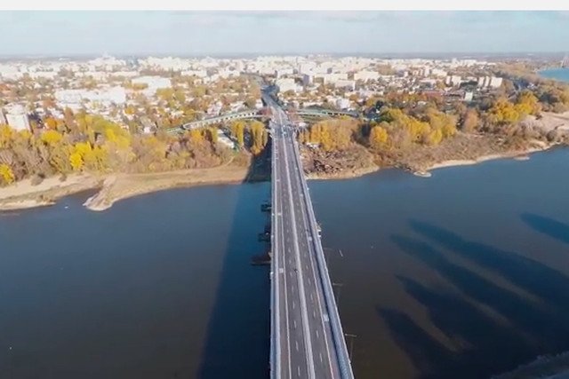 Po ośmiu miesiącach Most Łazienkowski nareszcie otwarty. I to kilka dni przed planowanym terminem