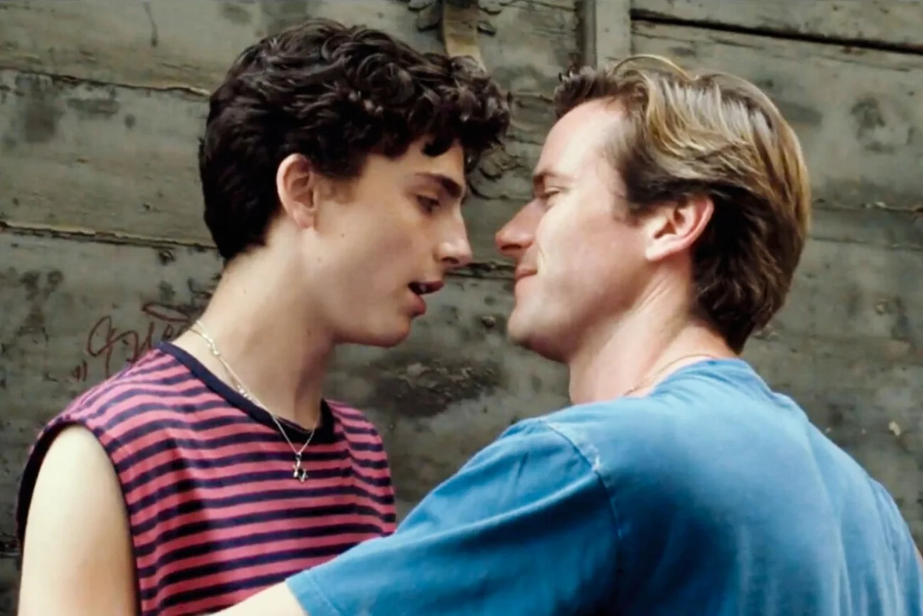 Timothée Chalamet i Armie Hammer w filmie "Tamte dni, tamte noce".