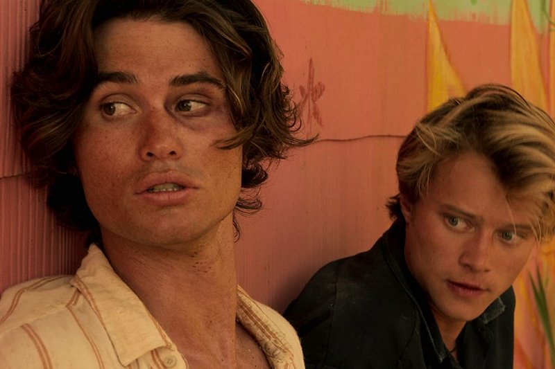 "Outer Banks" można oglądać na platformie Netflix.