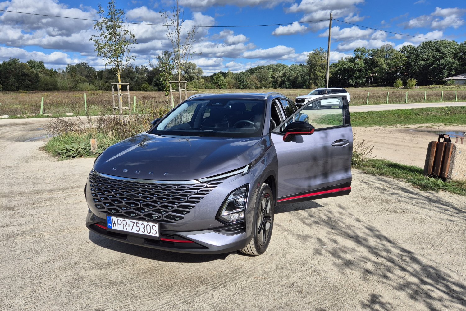 Omoda 5 prezentuje się bardzo okazale. To jeden z chiński asów, które mają zawojować rynek w Polsce.