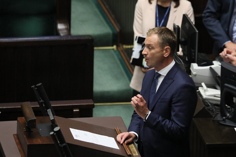 Sławomir Nitras dwa tygodnie temu ujawnił informację o lotach marszałka Kuchcińskiego.