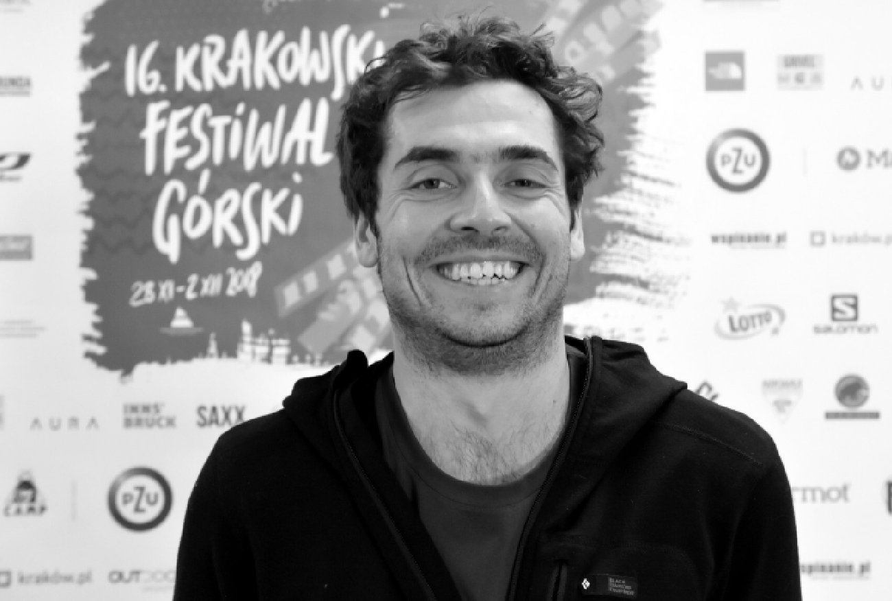 Śmierć Kacpra Tekielego. Ekspert podał możliwe przyczyny wypadku.