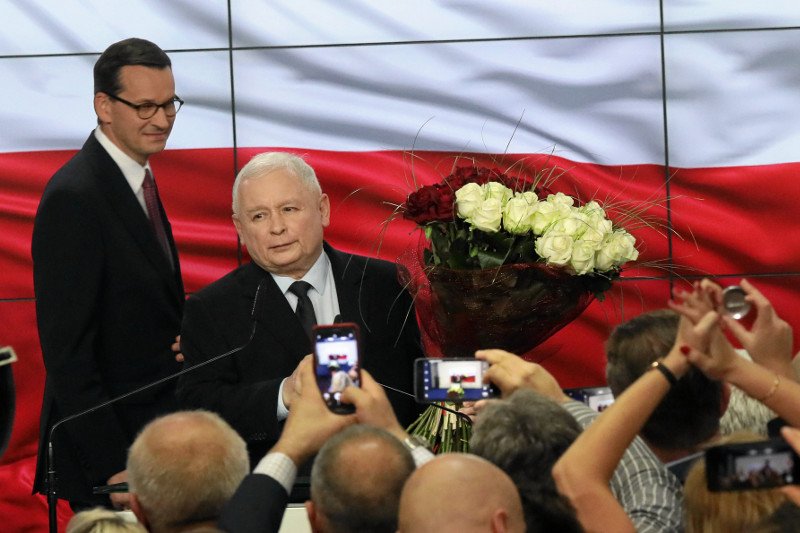 Za wyborcze obietnice PiS muszą płacić też mieszkańcy w gminach, gdzie rządzą samorządowcy tej partii.