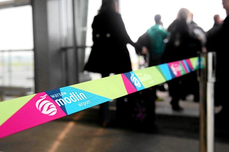 Kto odpowiada za problemy lotniska w Modlinie? Minister transportu, jego poprzednik z rządu PiS, czy marszałek województwa mazowieckiego?