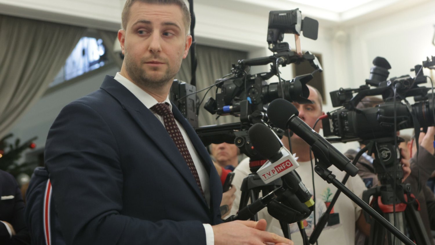 Miłosz Kłeczek zaprosił na "protest w obronie wolnych mediów" przed siedzibą TVP