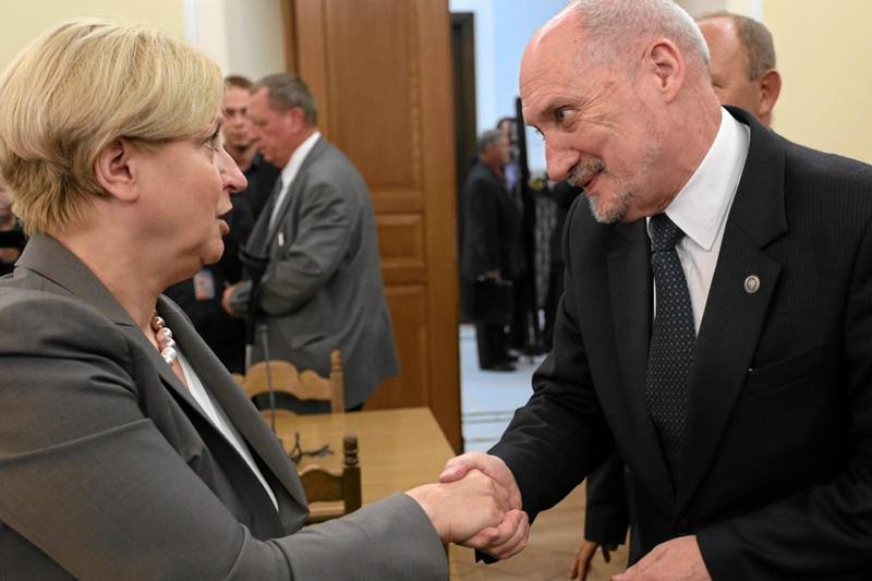 Posłowie PiS: Anna Fotyga i Antoni Macierewicz
