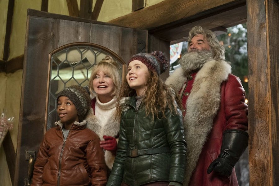 "Kronika świąteczna 2" to jeden z filmów, który warto obejrzeć całą rodziną w święta