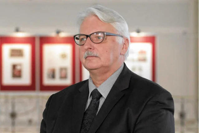 Waszczykowski gotowy jest negocjować z Londynem kwestię polskich imigrantów i baz NATO.
