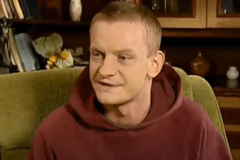 Bartosz Żukowski. Walduś ze "Świata według Kiepskich" bardzo się zmienił.