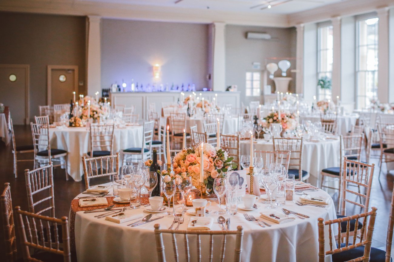 Para z Chicago wysłała fakturę na kwotę 240 dolarów swoim gościom, którzy nie pojawili się na ich ślubie