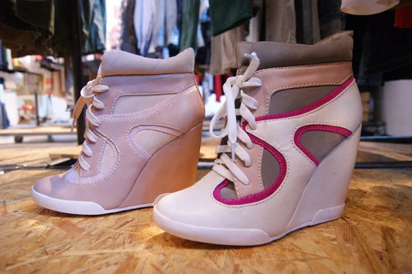 Sneakersy na koturnie od TALLY WEiJL