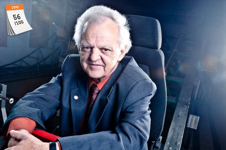 Lucjan Łągiewka opracował prototyp zderzaka, o którym mówiono, że łamie prawa wynalazki. Pokaz wynalazku przeprowadzono w listopadzie 1998 roku na stadionie w Kowarach