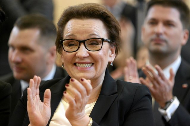 Minister obiecywała, że nie będzie zwolnień. Chyba jednak coś nie wyszło...