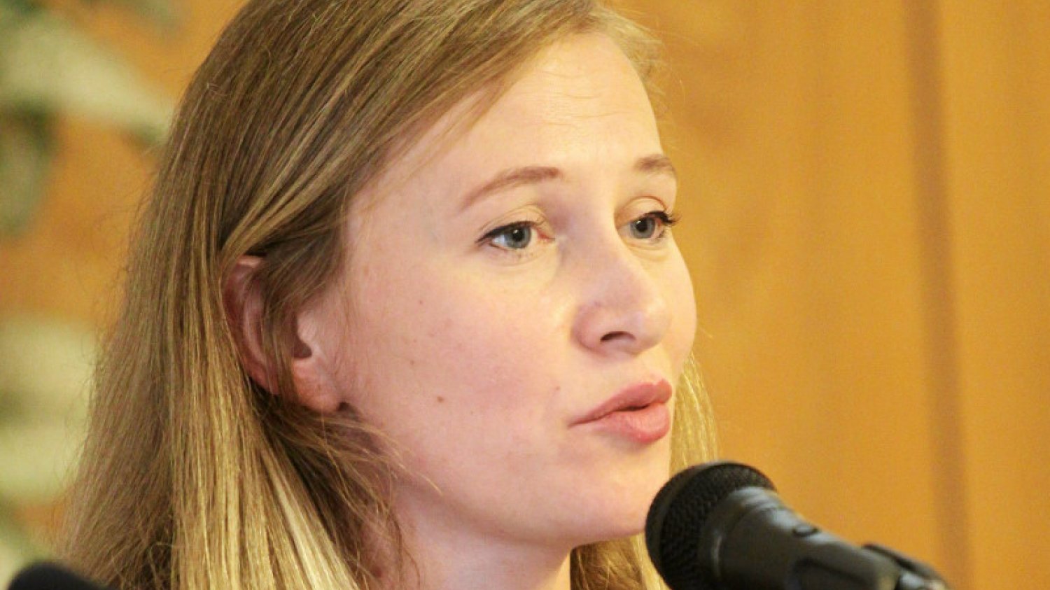 Iga Kazimierczyk, szefowa Fundacji  "Przestrzeń dla edukacji", swoim uporem doprowadziła do tego, iż WSA nakazał MEN ujawnienie nazwisk autorów podstawy programowej w szkołach.