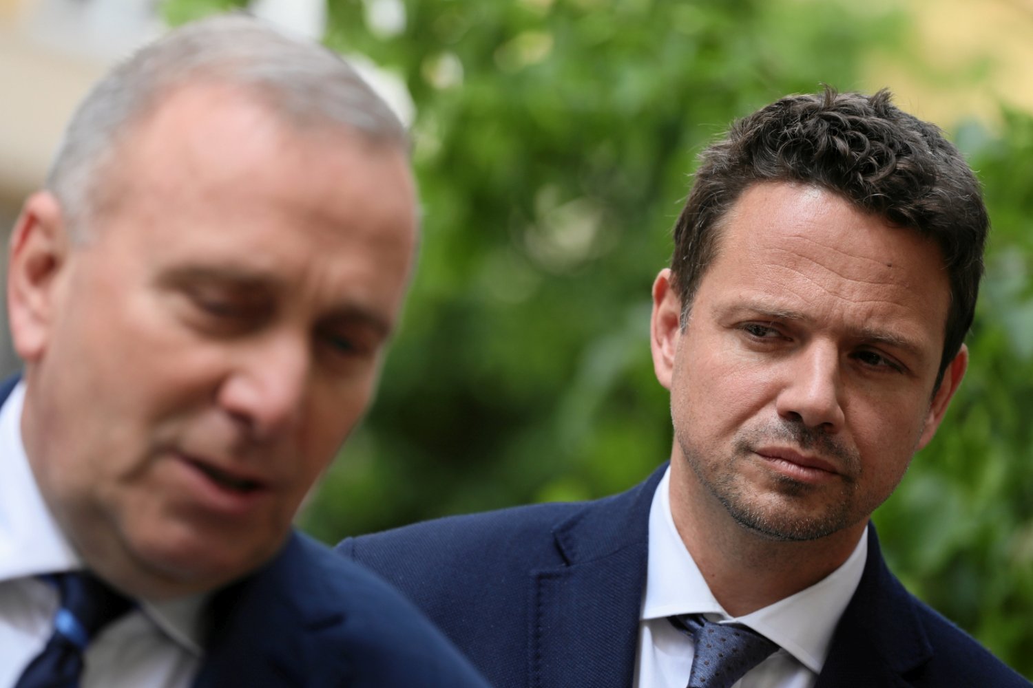 W obozie KO są postacie, których zaangażowania w kampanię prezydencką Rafał Trzaskowski powinien się obawiać.