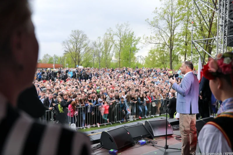 Prezydent Andrzej Duda: – Możemy śmiało mówić: Europa to my! Jesteśmy jej częścią. Jesteśmy Europejczykami od czasów Mieszka I i zawsze nimi będziemy.