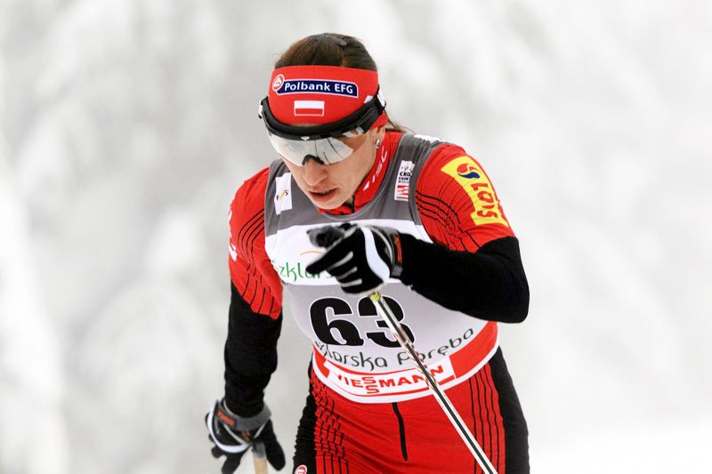 Justyna Kowalczyk przez upadek straciła szanse na dobry wynik na początku sezonu.