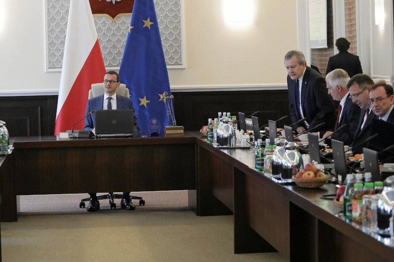 Onet ujawnił nieoficjalnie skład rządu Mateusza Morawieckiego.