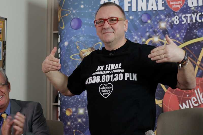 Jerzy Owsiak, dyrygent WOŚP, przekonuje, że to sytuacja w służbie zdrowia jest eutanazją, na którą starsi ludzie nie mają wpływu.