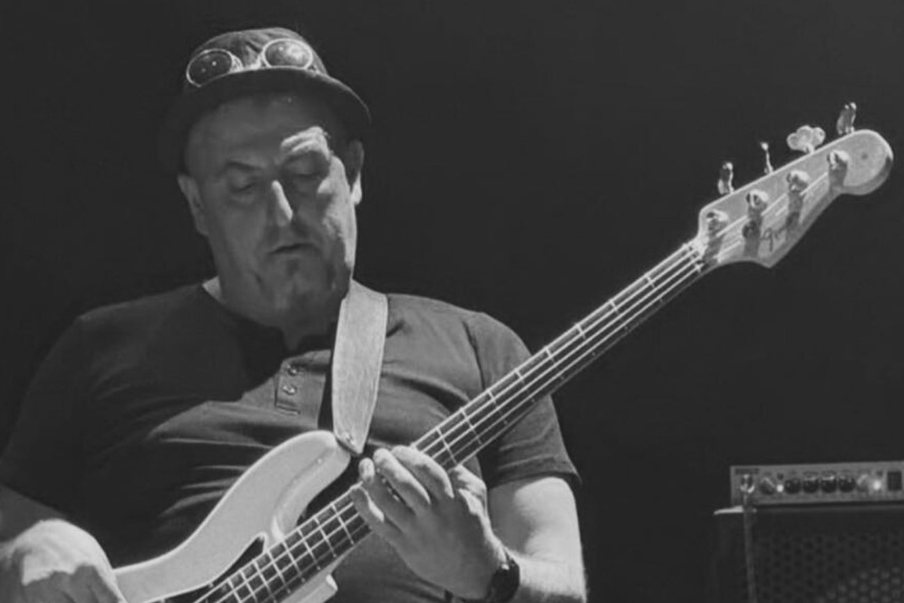 NIe żyje muzyk Jakub Szuba.