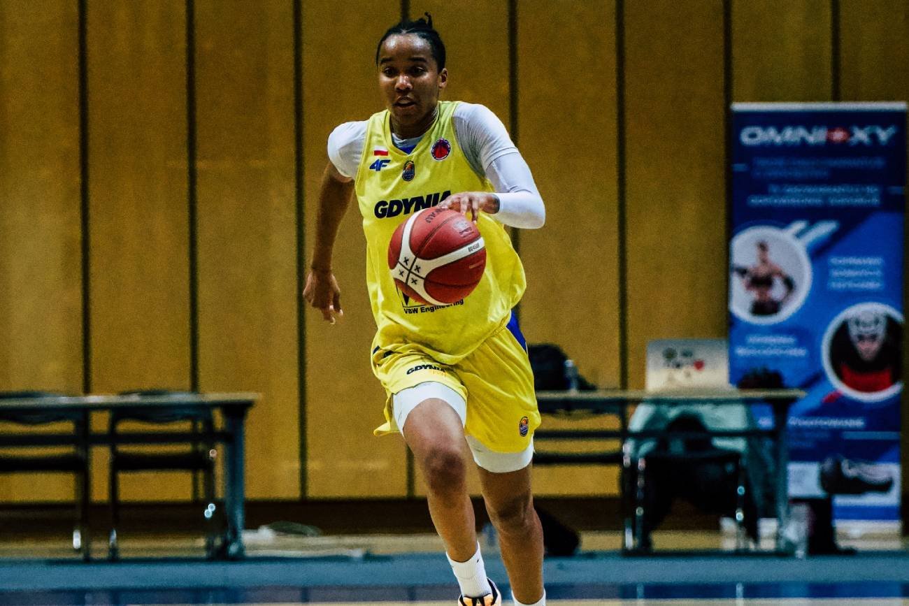 Mikayla Cowling z klubu Arka Gdynia została pobita. Ma pęknięty oczodół