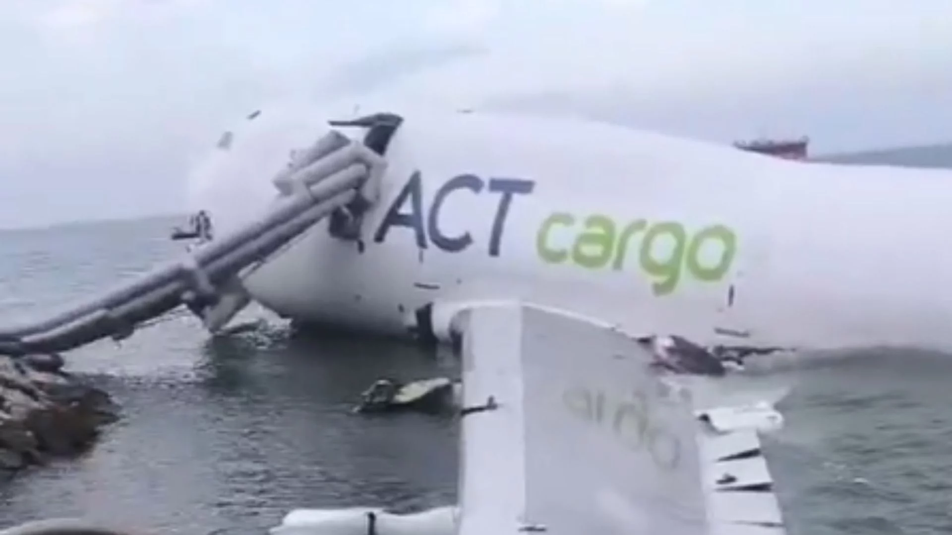 Katastrofa samolotu w Hongkongu.