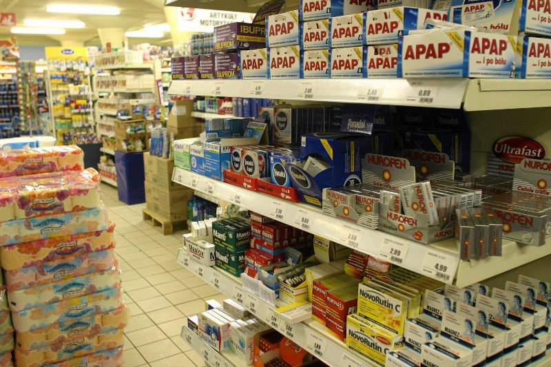 Tak półka w wiejskim sklepie spożywczym to skarb.