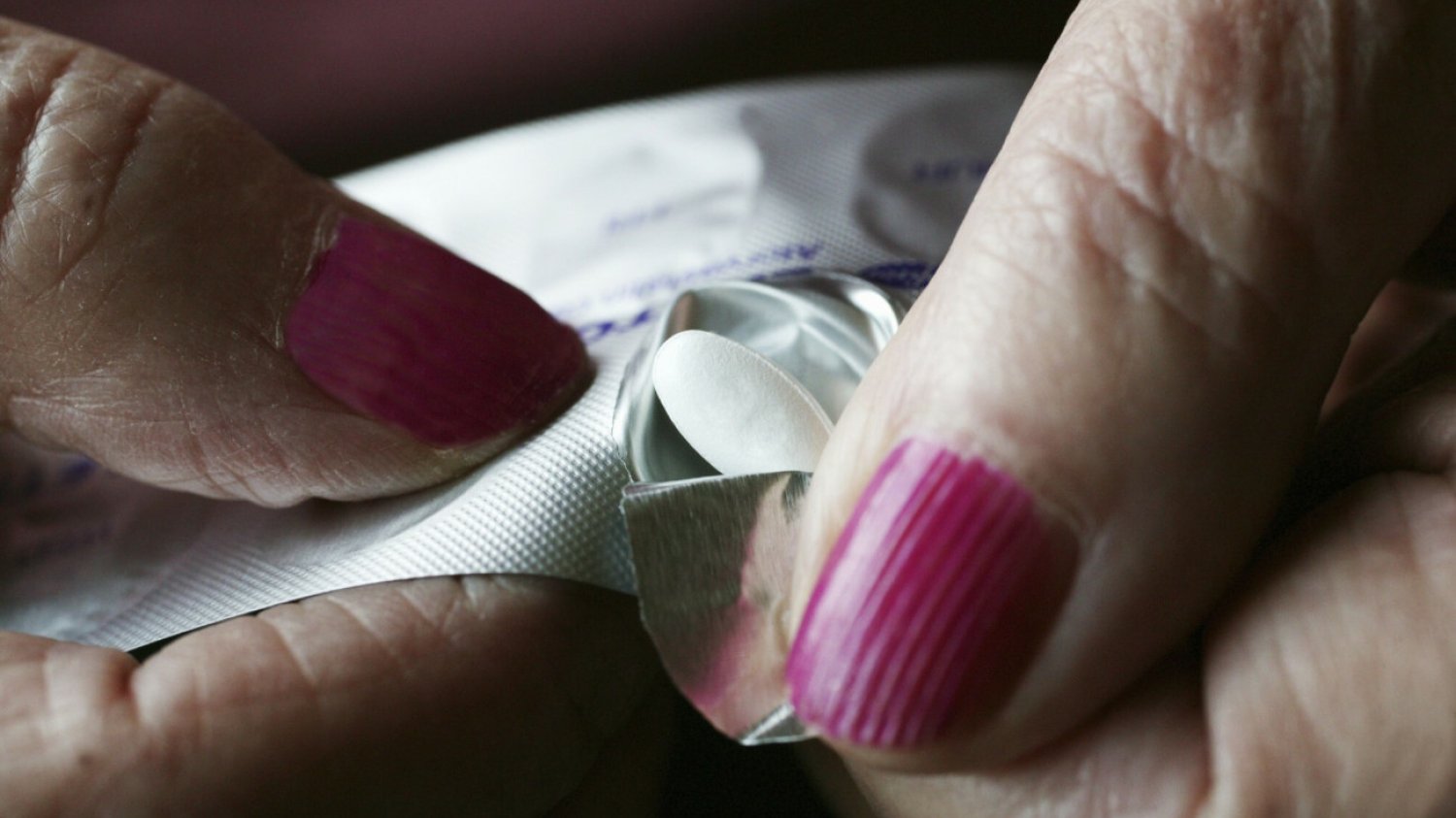 Leki nasenne oparte na benzodiazepinach po krótkim czasie potrafią uzależnić. Wtedy pojawia się poważny problem.