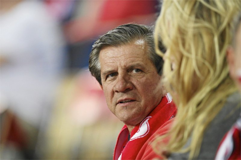 Zygmunt Chajzer nie będzie juz reklamował proszku do prania.