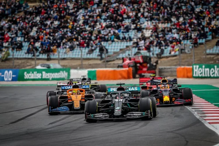 Od sezonu 2023 wyścigi F1 będzie można oglądać na platformie Viaplay. Eleven Sports traci prawa do F1 na rzecz grupy NENT.