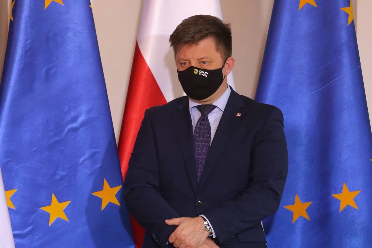 Minister Michał Dworczyk był jedną z ofiar ataku.