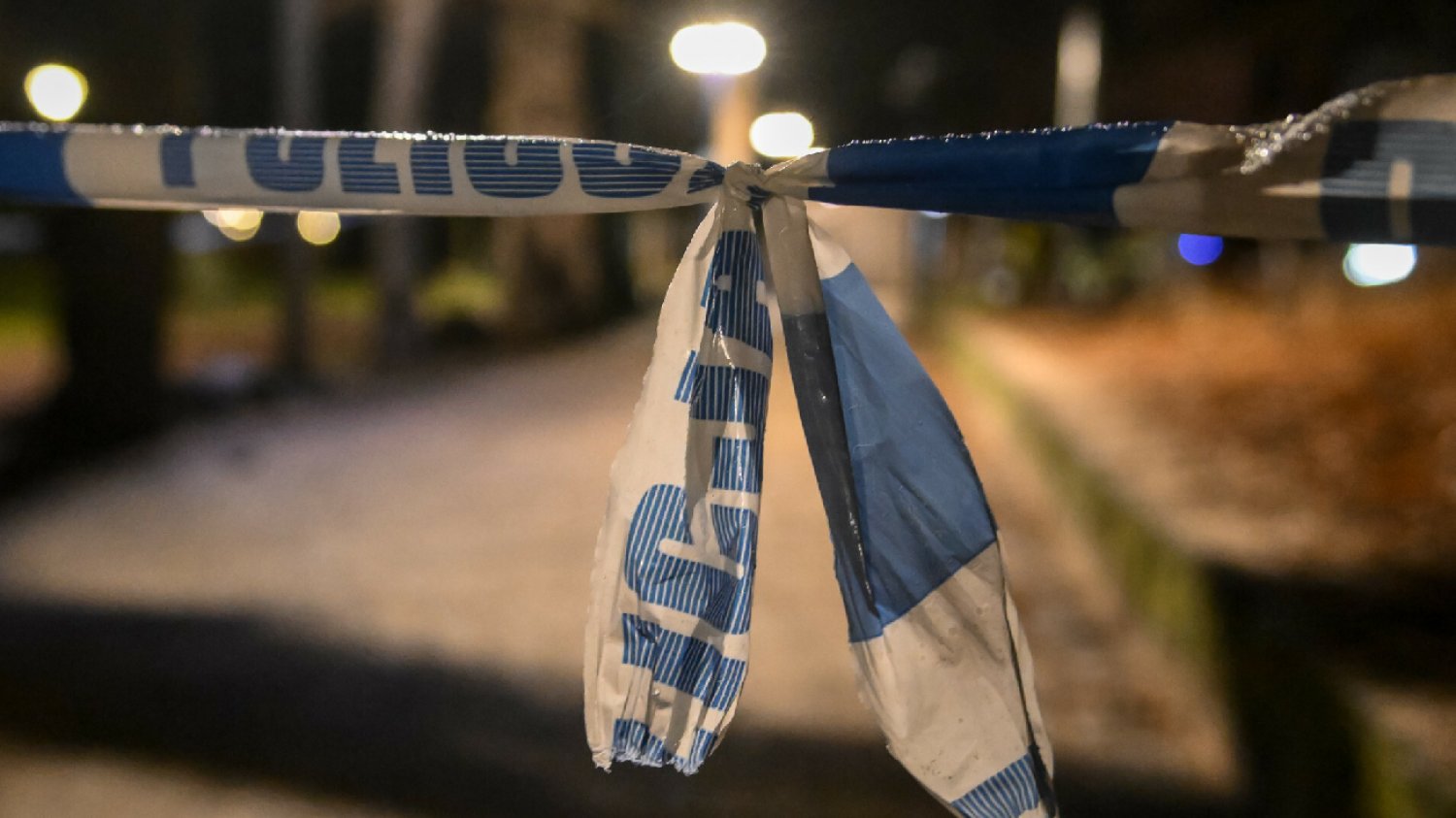 Chodził ulicami Nysy. Poprosił o wezwanie policji, bo zamordował matkę.