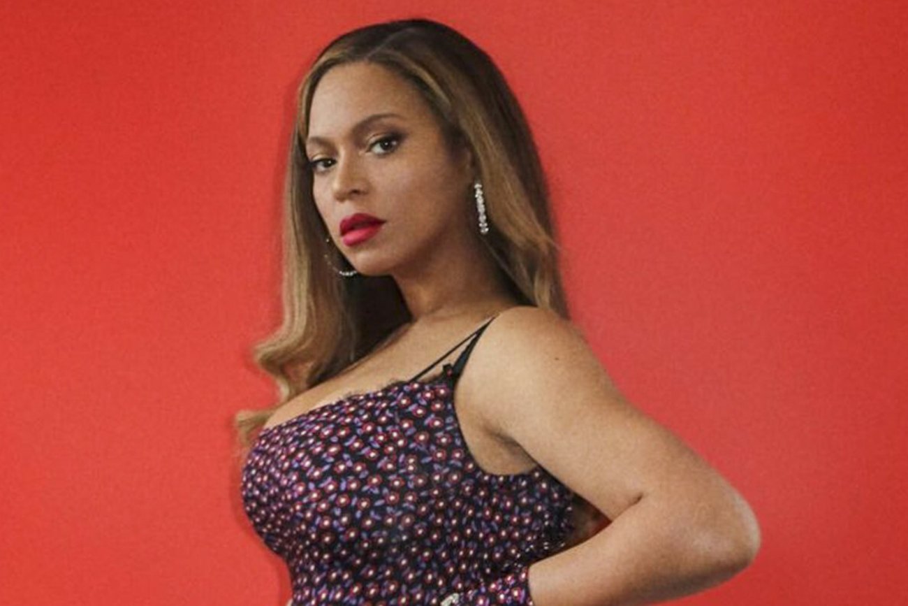 Beyonce przeprosiła swoich fanów za słowa z piosenki "Heated" z nowej płyty "Renaissance".