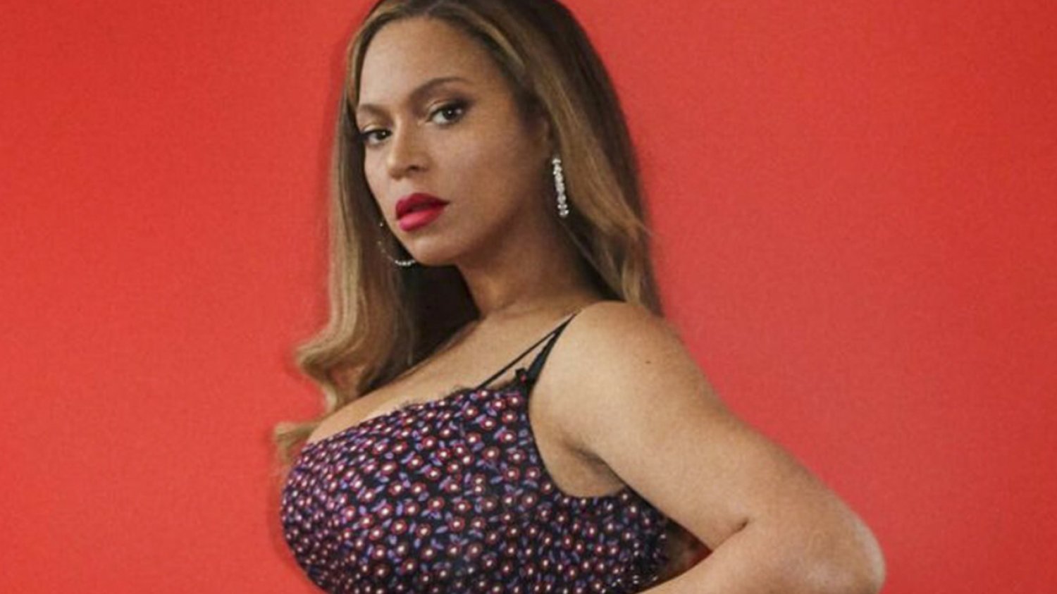 Beyonce przeprosiła swoich fanów za słowa z piosenki "Heated" z nowej płyty "Renaissance".