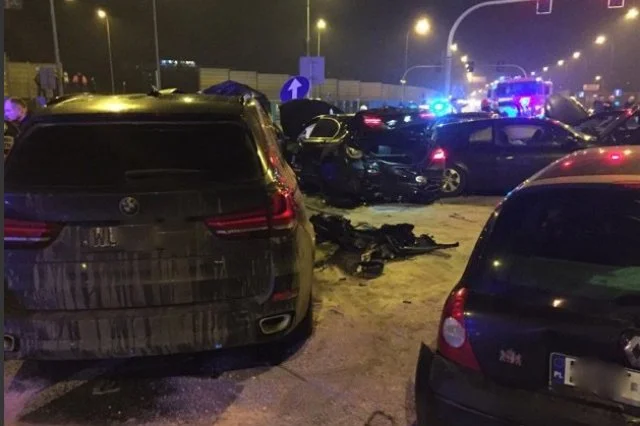 Wypadek Antoniego Macierewicza miał miejsce w styczniu 2017 roku. Wychodzą na jaw niewygodne okoliczności dla jego kierowcy.