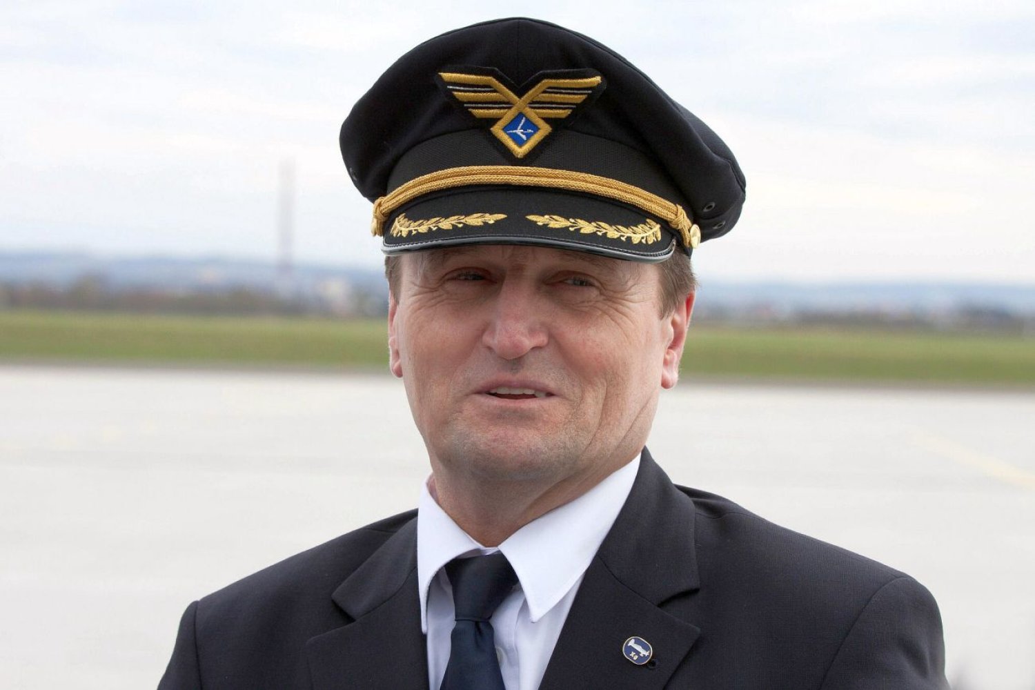 Syn kapitana Wrony choruje na białaczkę. Słynny pilot prosi o pomoc
