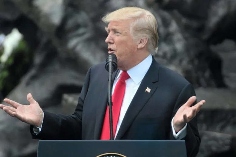 Z niepotwierdzonych informacji wynika, że Donald Trump może się spóźnić na główne uroczystości związane z 80. rocznicą wybuchu II wojny światowej.