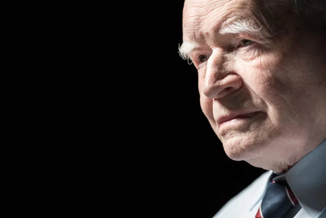 Adam Strzembosz przestrzega innych przed tym, co robi i mówi Jarosław Kaczyński.