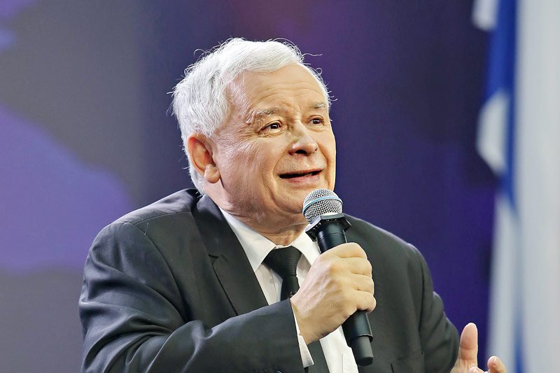 To Jarosław Kaczyński i jego zaufani ludzie mają od teraz decydować o tym, kto z działaczy PiS ma prawo do kontaktu z mediami.