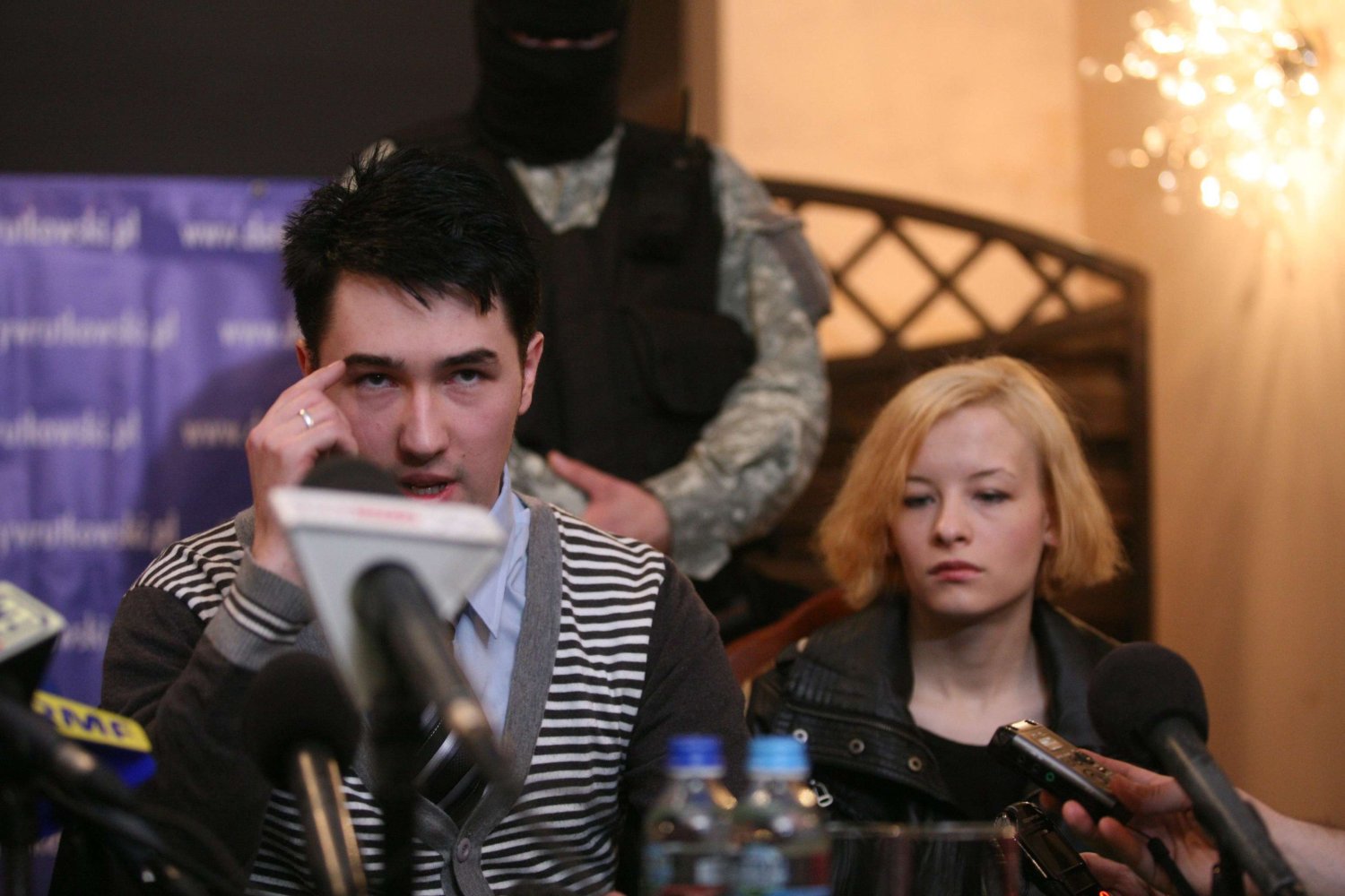 Bartłomiej i Katarzyna Waśniewscy na konferencji prasowej