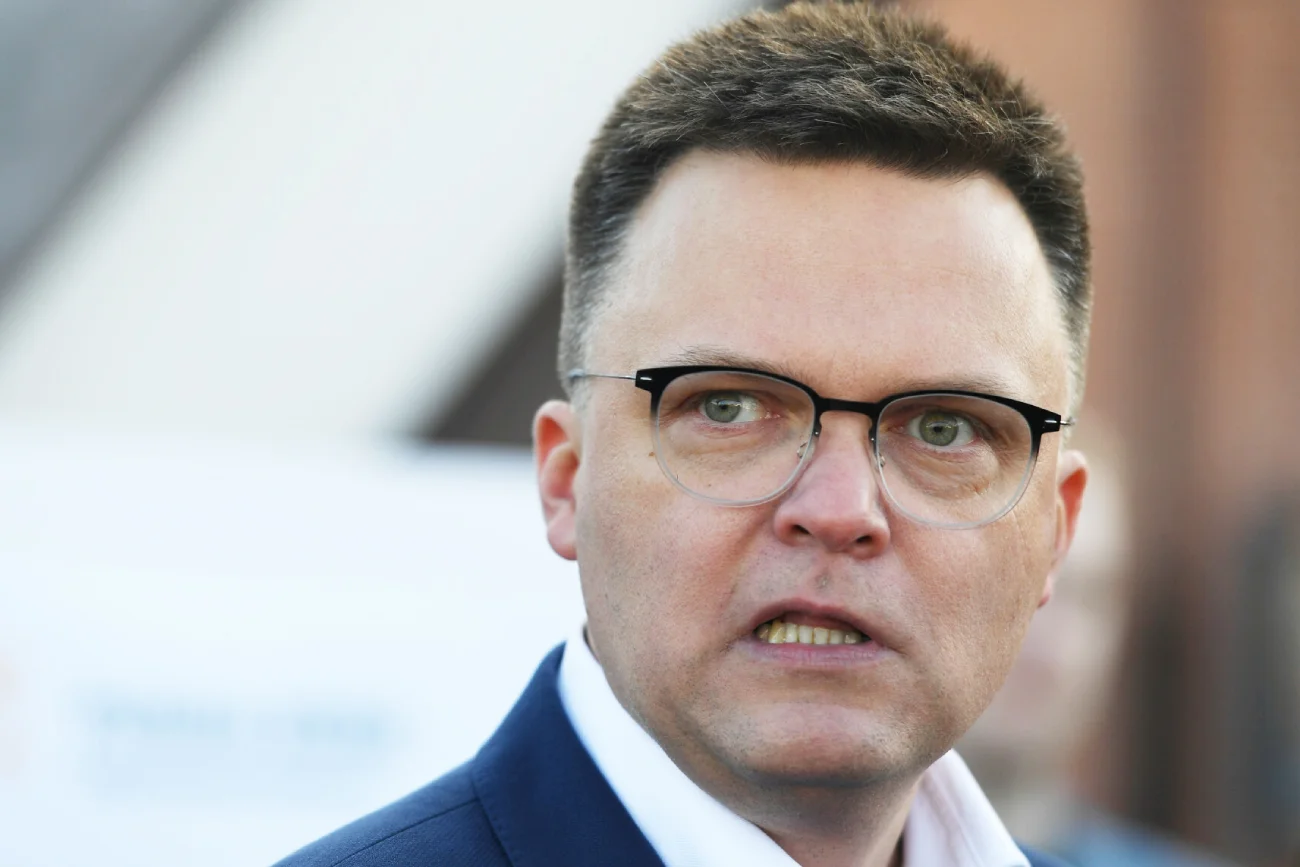 Szymon Hołownia w szlafroku. Marcin Prokop wrzucił zabawne zdjęcie