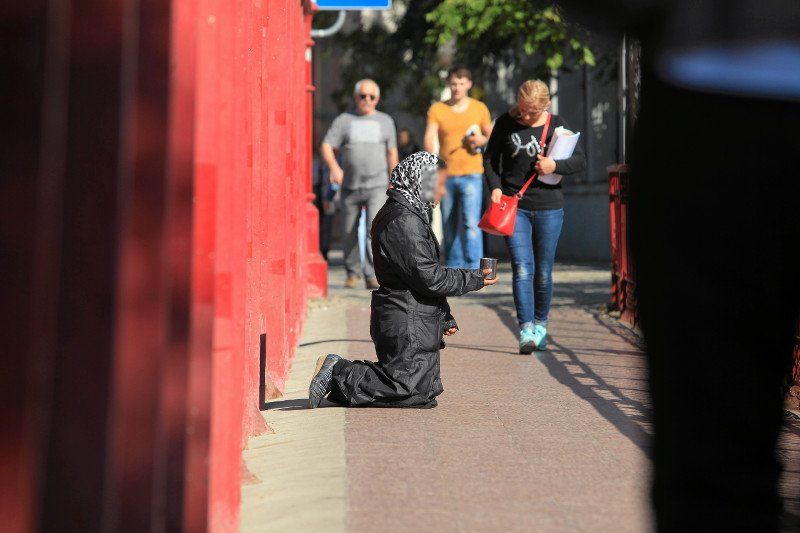 Ludzi, którzy są zmuszani do żebrania, można często spotkać także na polskich ulicach