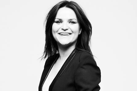 Najpierw pisała bloga, dziś jest właścicielką i wydawcą portalu zaradna-mama.pl